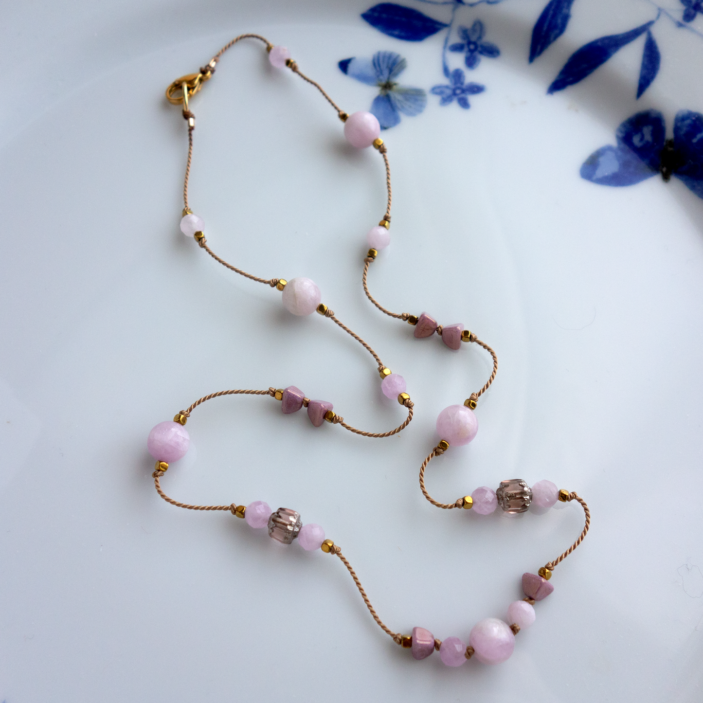 Lavande_ラヴァンド/クンツァイト*夕べの宝石 【シルクコード ネックレス_50cm】