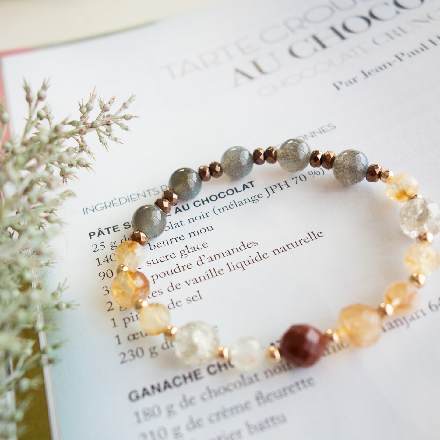 *ジュージーな黄色やオレンジ色の輝きを放つ <シトリン> 暮らしを明るく変えるイエロー効果 #204