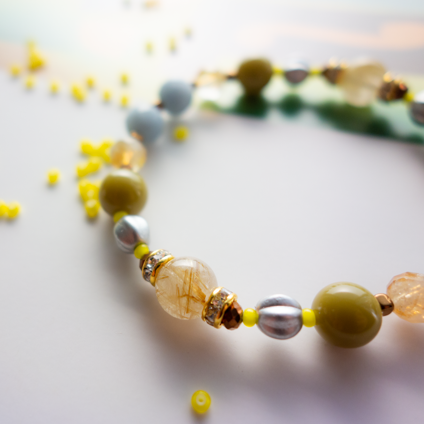 * 女神の髪色にたとえられた金色に輝くルチル <金針水晶> 高い洞察力 ポジティブ思考 #215