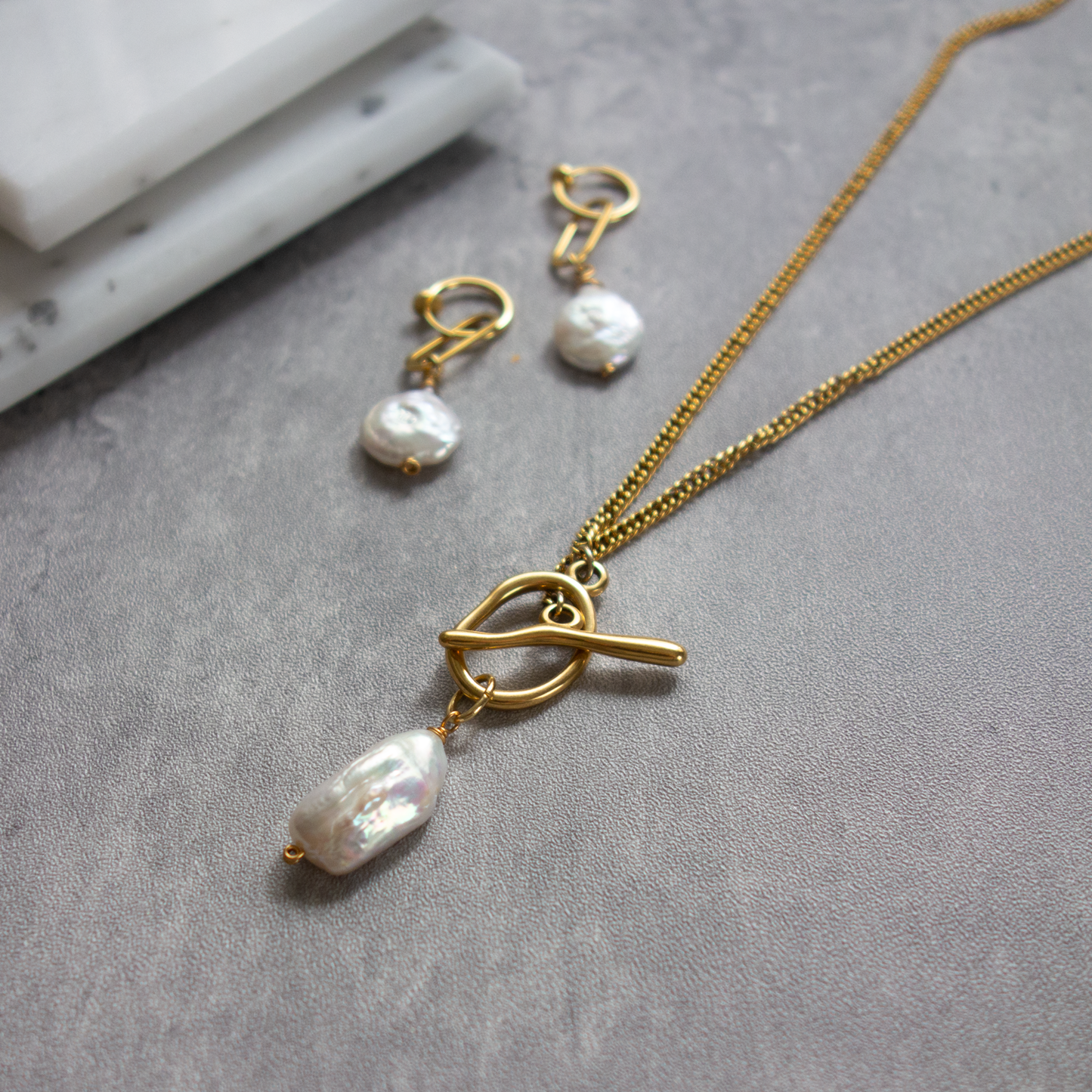 Nephele_ネペレ【ネックレス】ビワ淡水パール_ラリエット#01