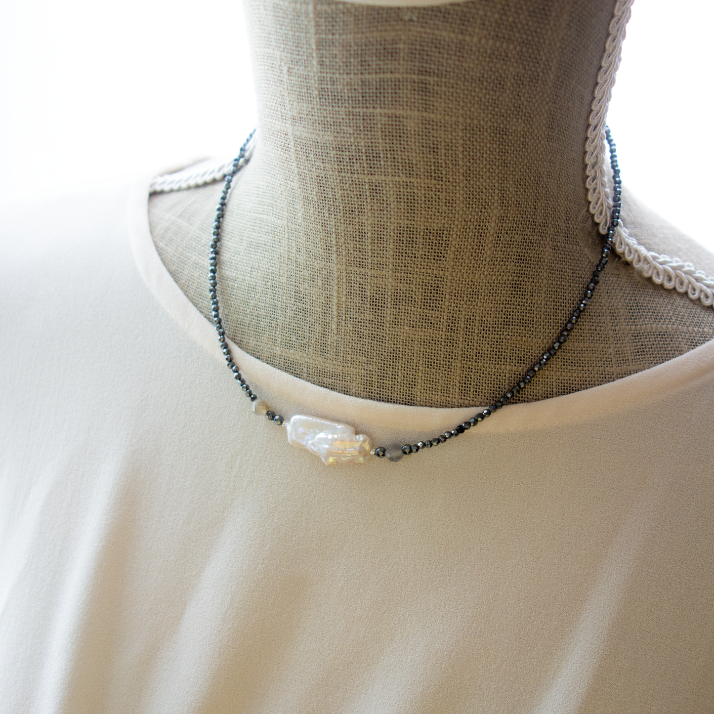 Nephele_ネペレ【ビワ淡水パール+ムーンストーン】_ネックレス#1.