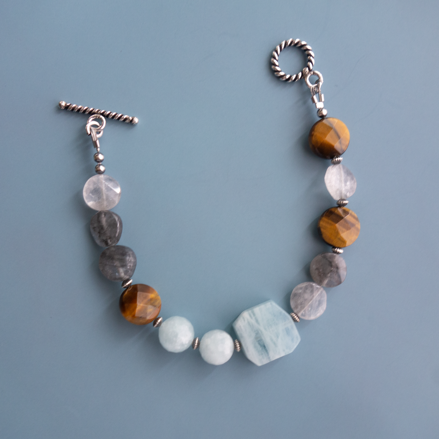 Fogie_フォギー/「アクアマリン」シックなグレイ調*ニュアンスカラーのブレスレット/「アクアマリン」シックなグレイ調*ニュアンスカラーのブレスレット