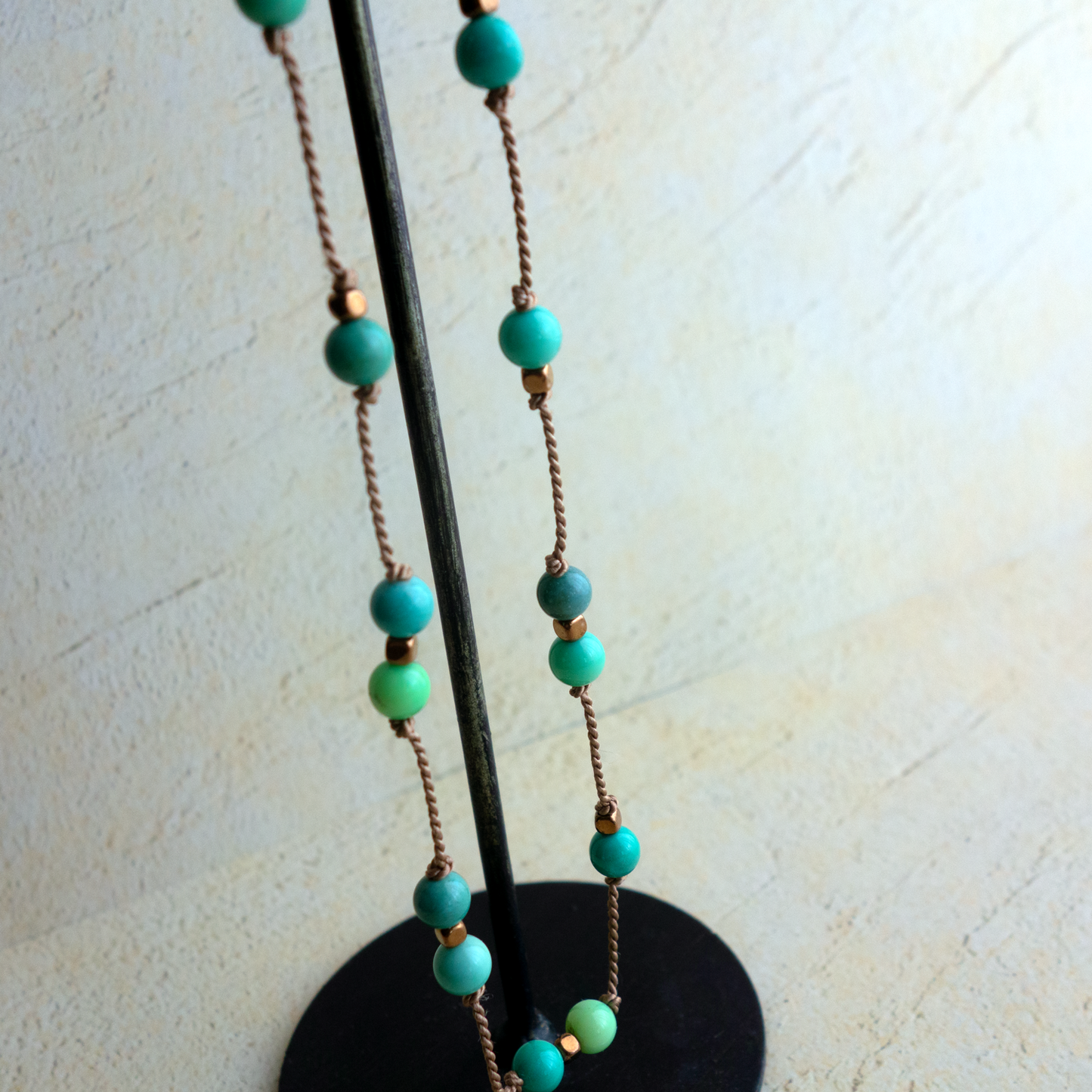 Poirot _ ポアロ/穏やかで爽やかなグリーン* クリソプレーズ【シルクコードネックレス_42cm】