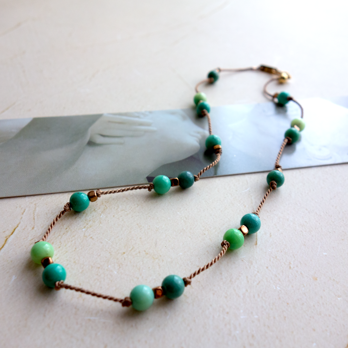 Poirot _ ポアロ/穏やかで爽やかなグリーン* クリソプレーズ【シルクコードネックレス_42cm】