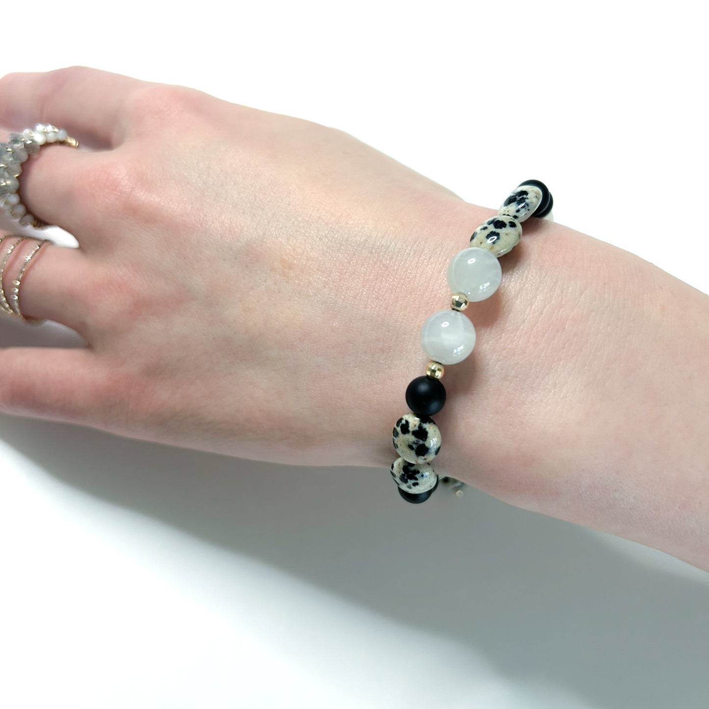 coco_ココ♥/可愛らしくて個性的*黒い斑点模様のブレスレット/Cute and unique black spotted bracelet