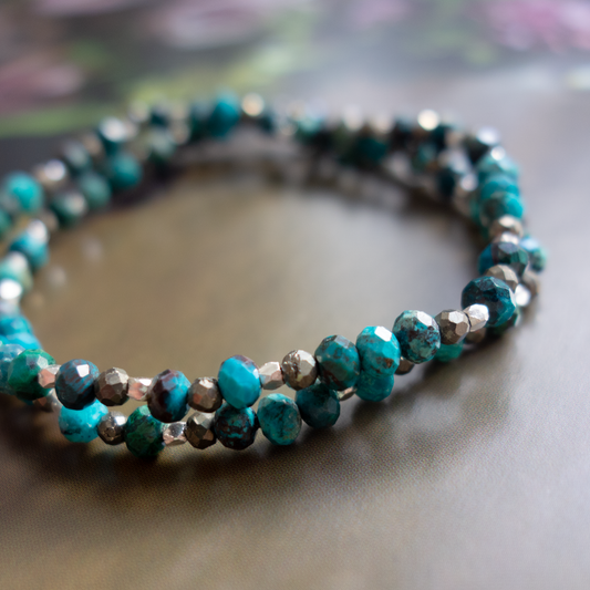 クリソコラ　Chrysocolla「珪孔雀石（けいくじゃくせき)」