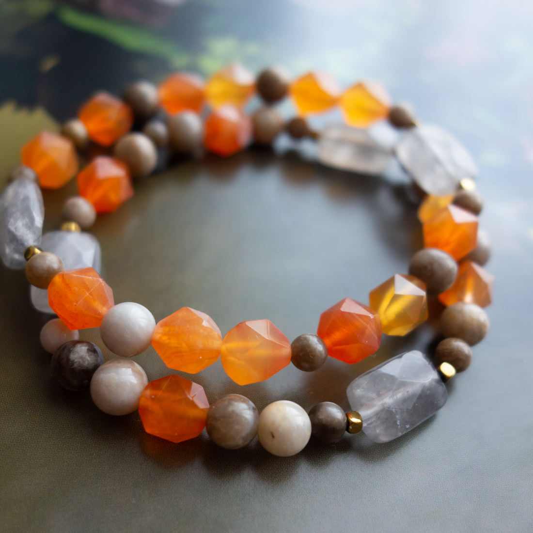 カーネリアン Carnelian「紅玉髄（べにぎょくずい）」