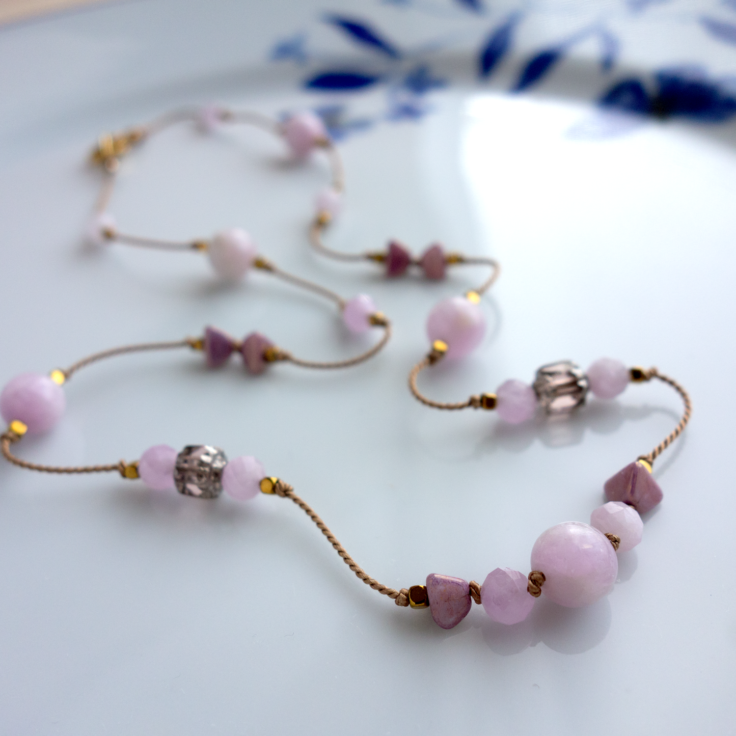 Lavande_ラヴァンド／クンツァイト*夕べの宝石 【シルクコード ネックレス_50cm】