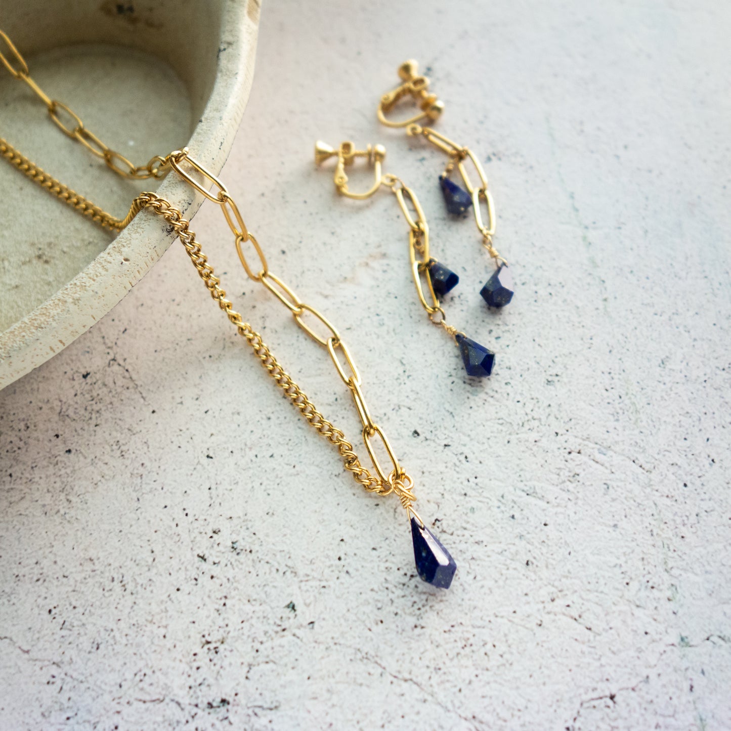 Les amants_恋人たち【イヤリング/ピアス】ラピスラズリ