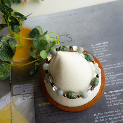 *安心感をもたらすモスグリーン_優しさ・穏やかさ <三眼天珠> 健康で豊かに暮らしたい #201