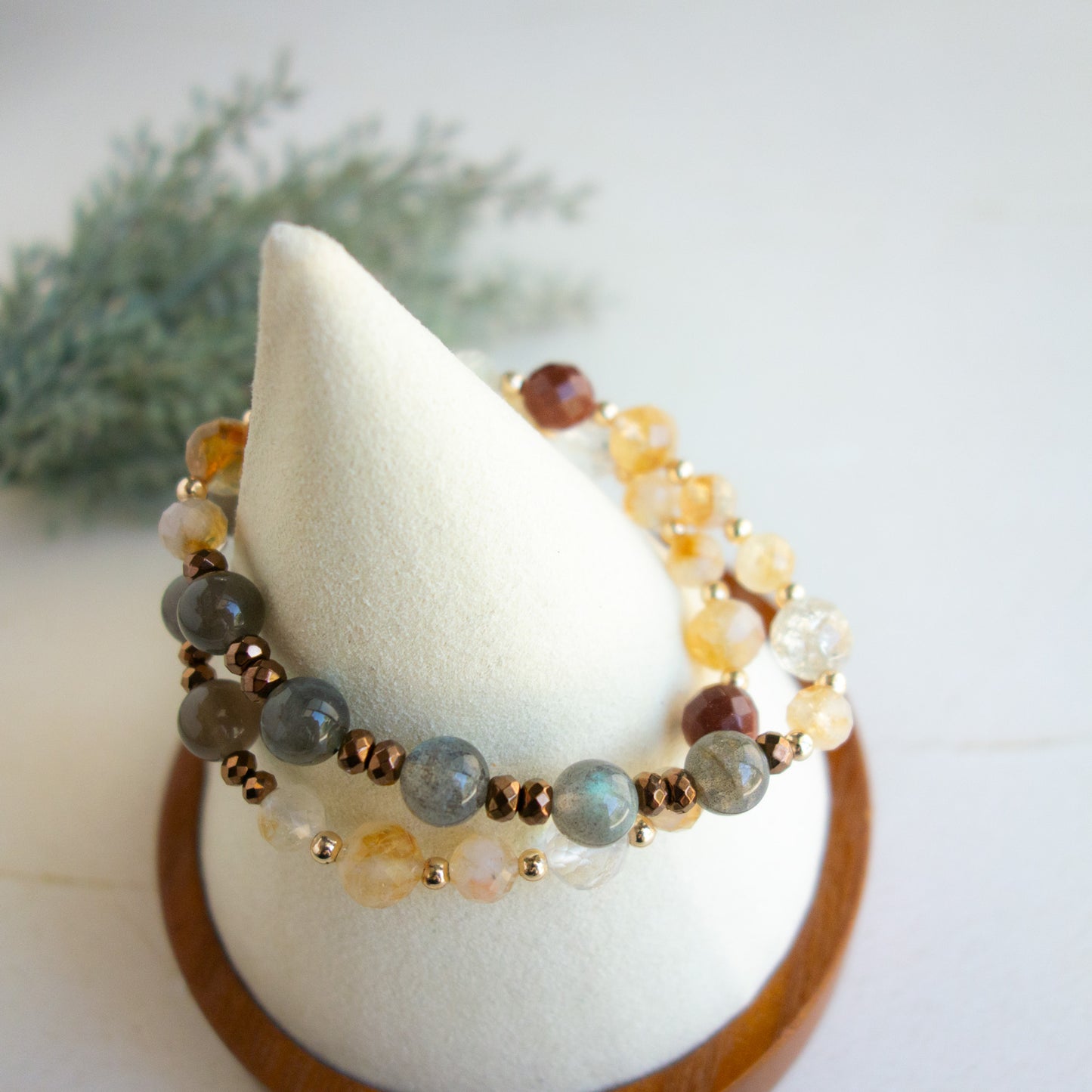 *ジュージーな黄色やオレンジ色の輝きを放つ <シトリン> 暮らしを明るく変えるイエロー効果 #204