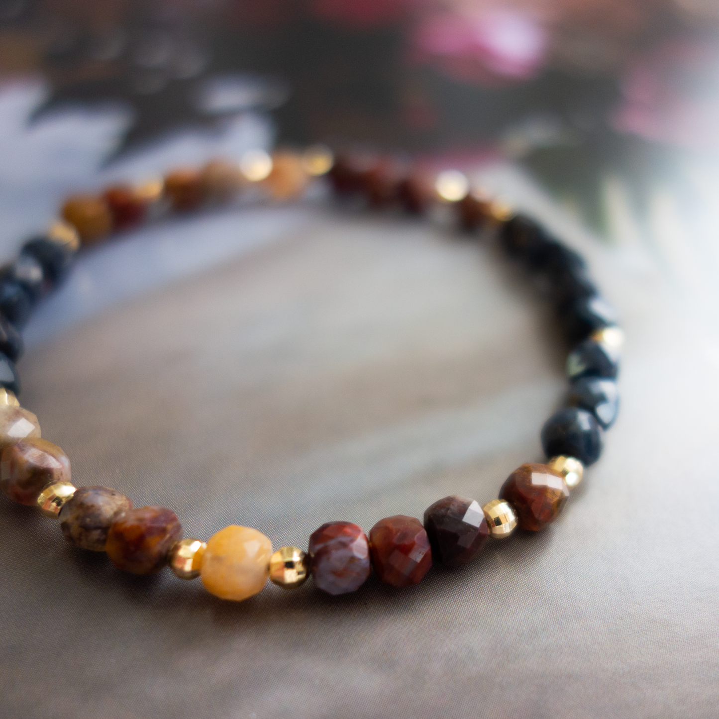 深みのある多様な模様 油絵のような色彩 <ピーターサイト> 「嵐の石」逆風の中でも前進し夢や目標を達成したい