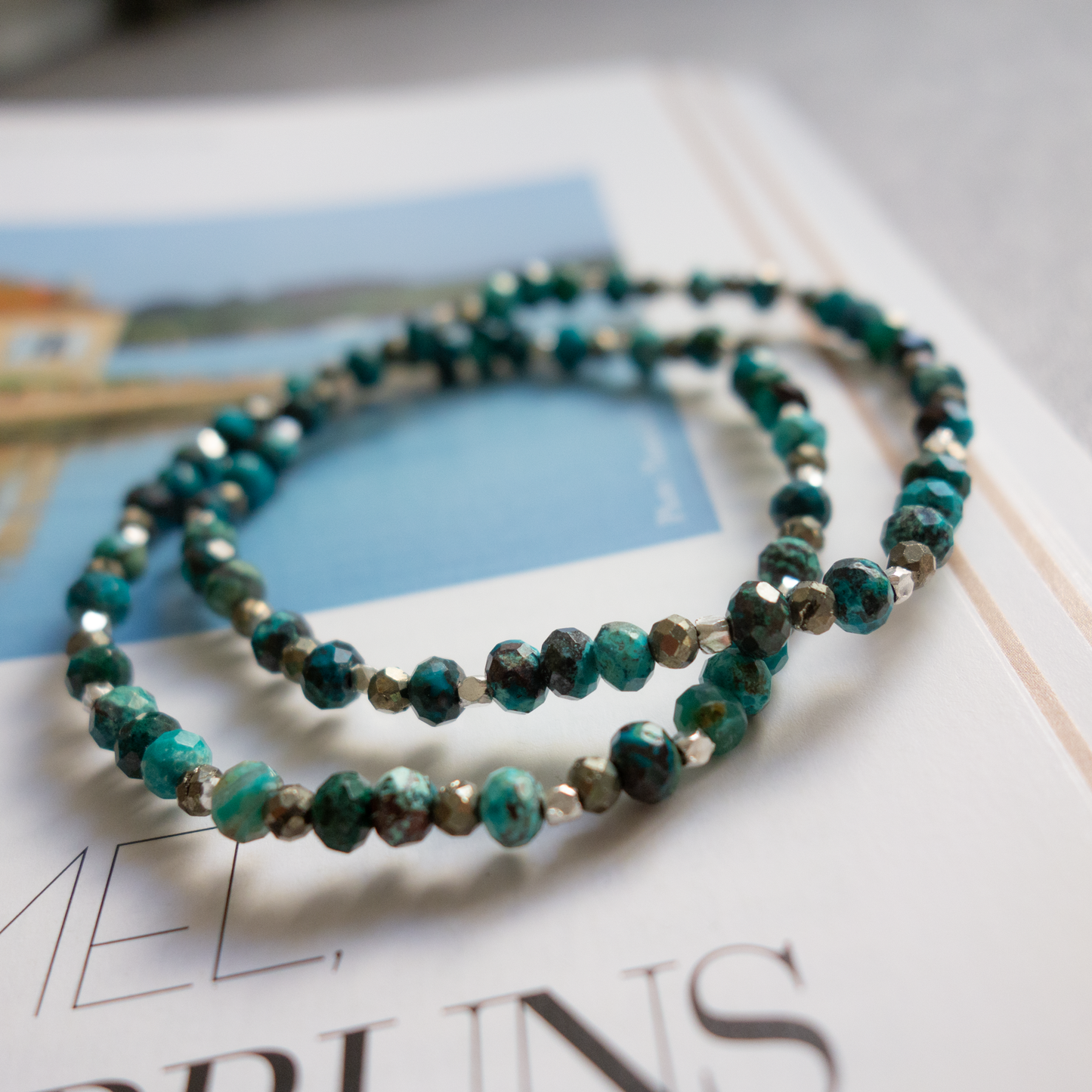 地球の森の緑と海の青のよう <クリソコラ> おおらかな気持ちに包まれ自信が回復