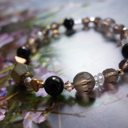 メタリックの独特な輝き シャープな美しさ【パイライト】自分を強く保つ 強力な助っ人