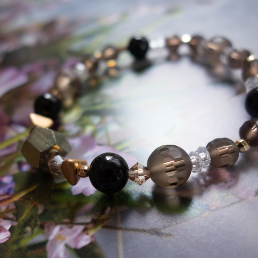 メタリックの独特な輝き シャープな美しさ【パイライト】自分を強く保つ 強力な助っ人