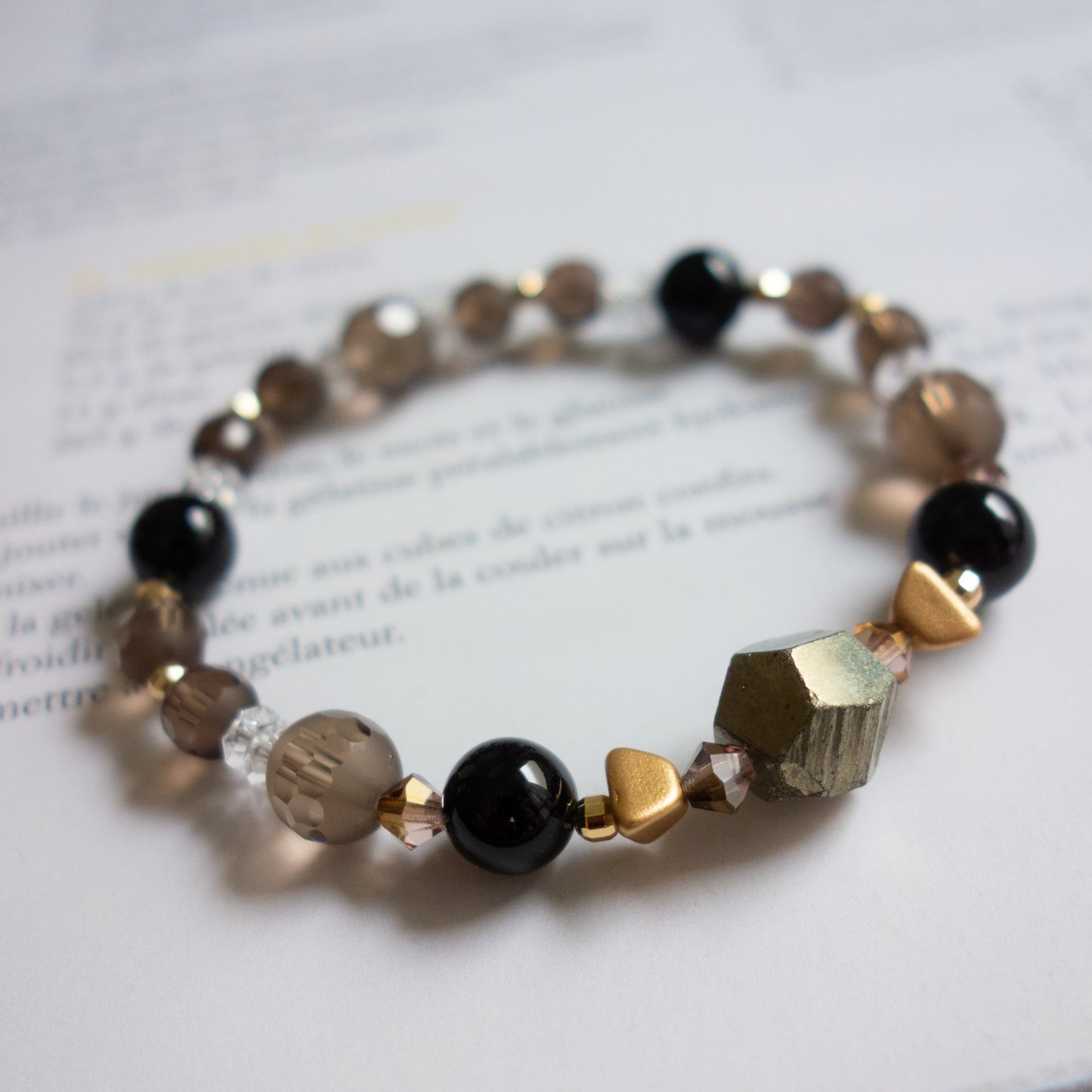 メタリックの独特な輝き シャープな美しさ【パイライト】自分を強く保つ 強力な助っ人