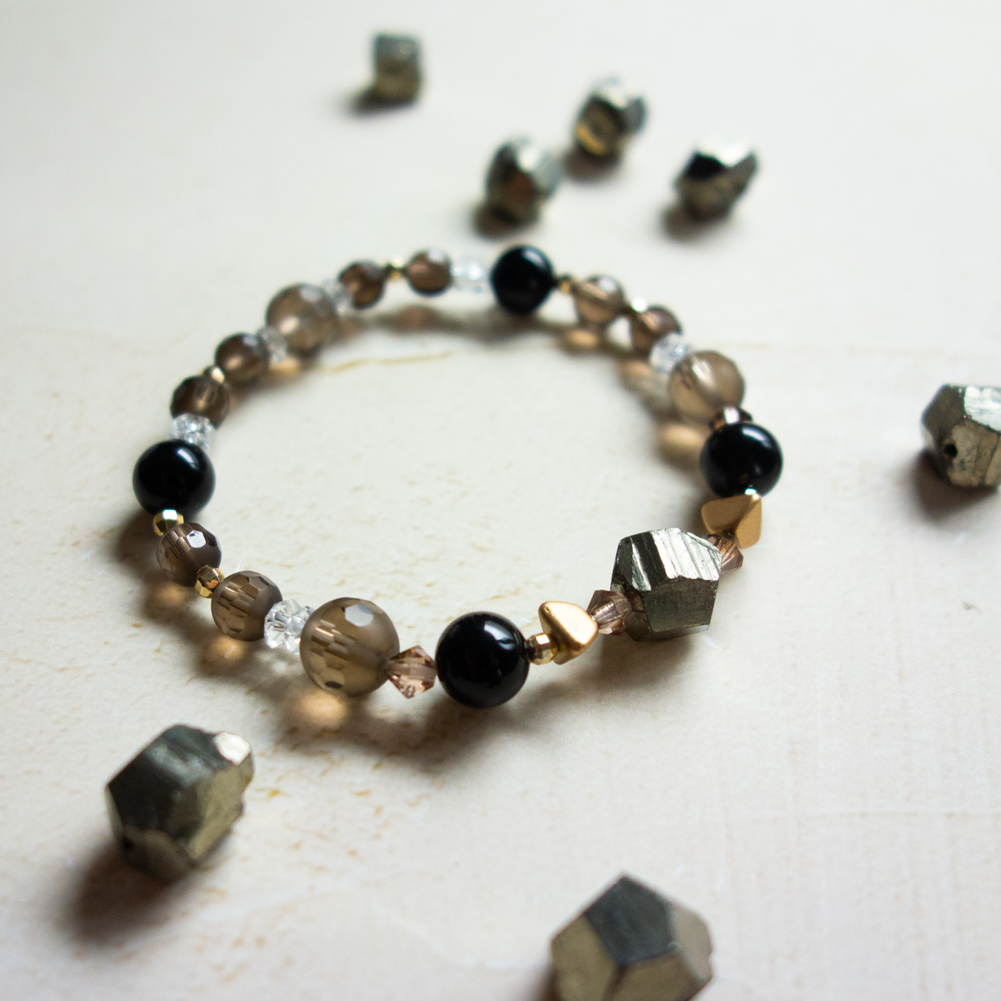 メタリックの独特な輝き シャープな美しさ【パイライト】自分を強く保つ 強力な助っ人