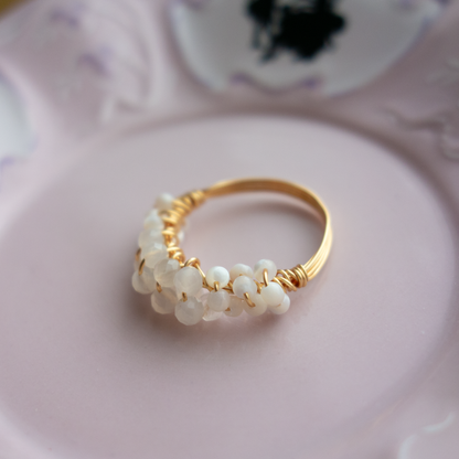 mousse_ ムース／【マザーオブパール×ラブラドライト,ムーンストーン】_天然石ワイヤーリング