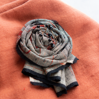 【東雲_shinonome_フリル】和モダン_コサージュ*着物リメイク