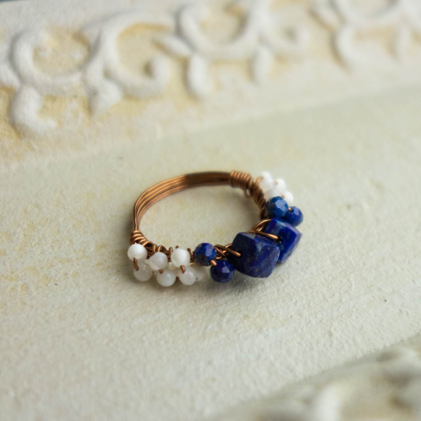 *mousse_ ムース／【ラピスラズリスクエアカット×マザーオブパール】_天然石ワイヤーリング