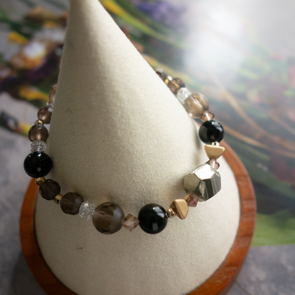 メタリックの独特な輝き シャープな美しさ【パイライト】自分を強く保つ 強力な助っ人