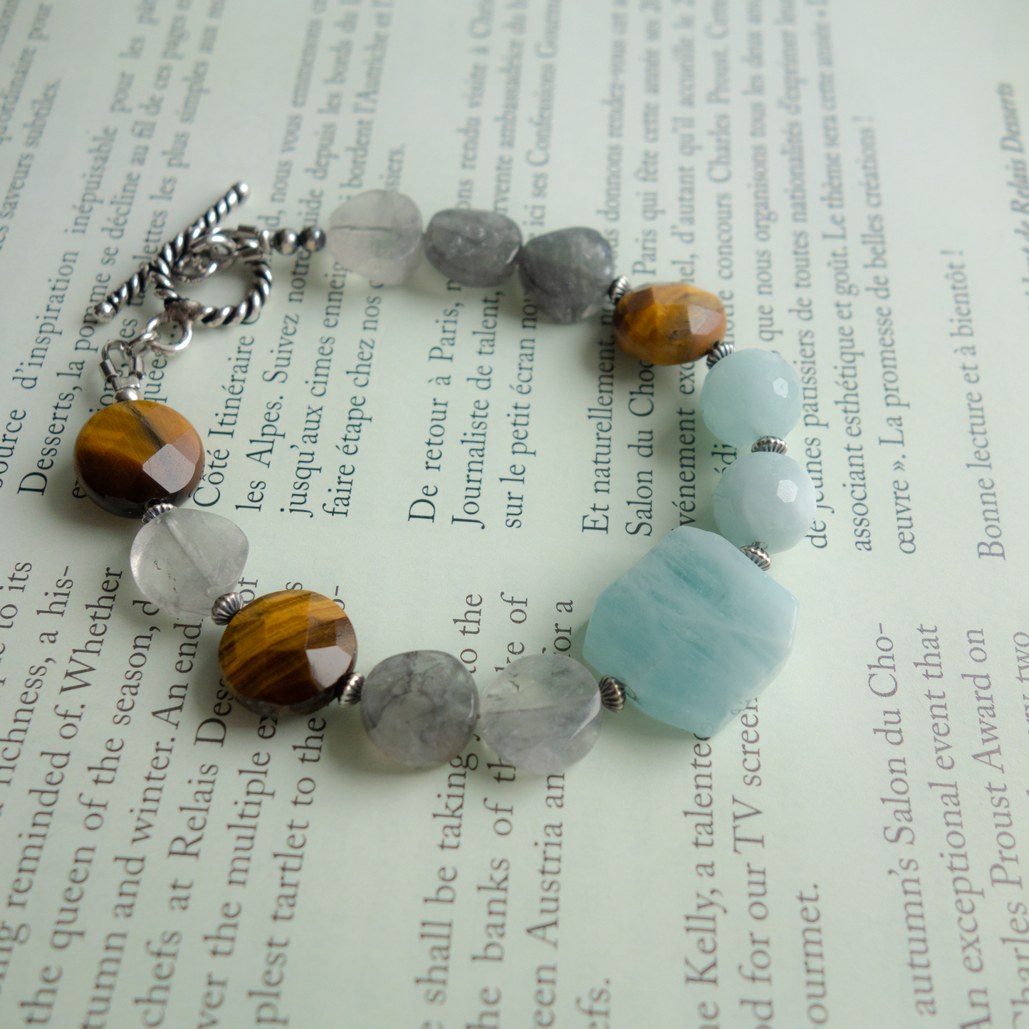 Fogie_フォギー／「アクアマリン」シックなグレイ調*ニュアンスカラーのブレスレット／「アクアマリン」シックなグレイ調*ニュアンスカラーのブレスレット