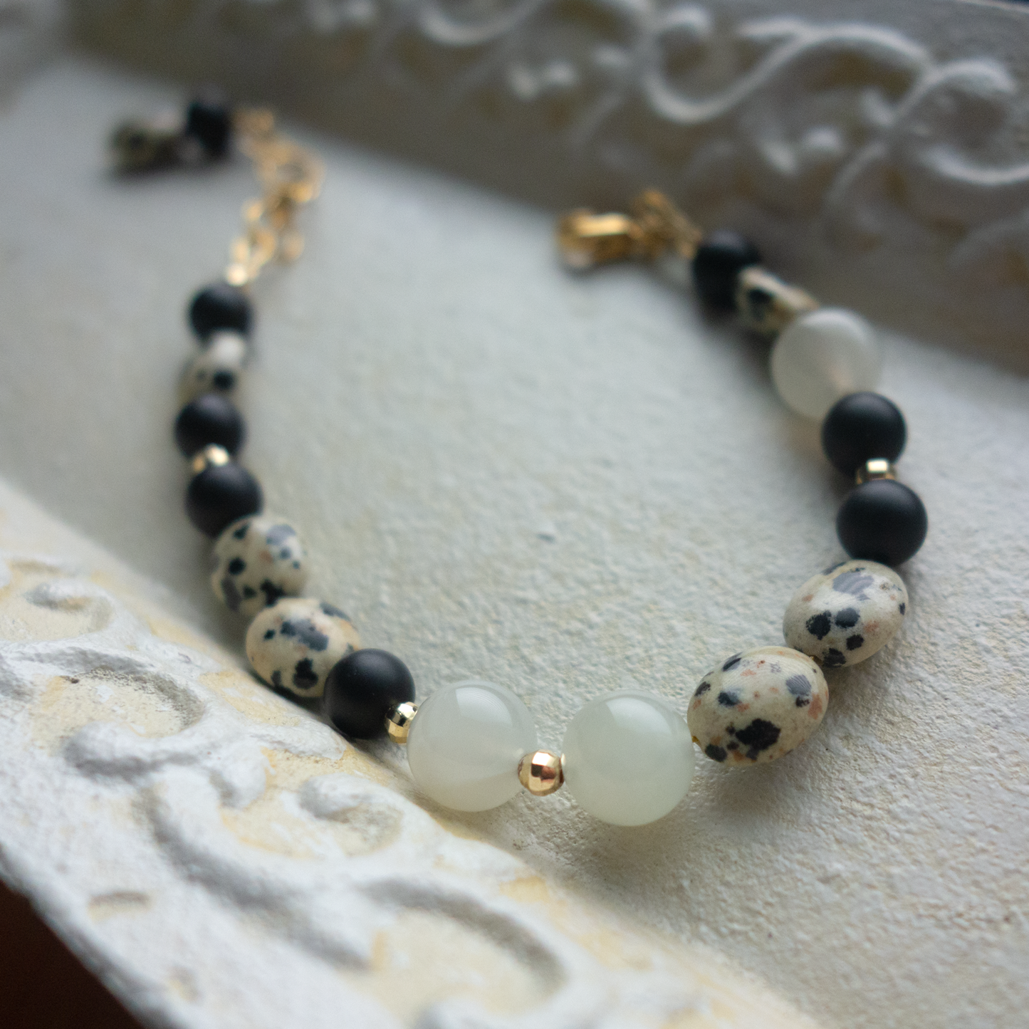 coco_ココ♥／可愛らしくて個性的*黒い斑点模様のブレスレット／Cute and unique black spotted bracelet