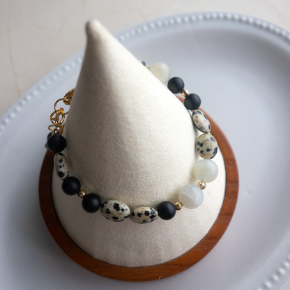 coco_ココ♥／可愛らしくて個性的*黒い斑点模様のブレスレット／Cute and unique black spotted bracelet