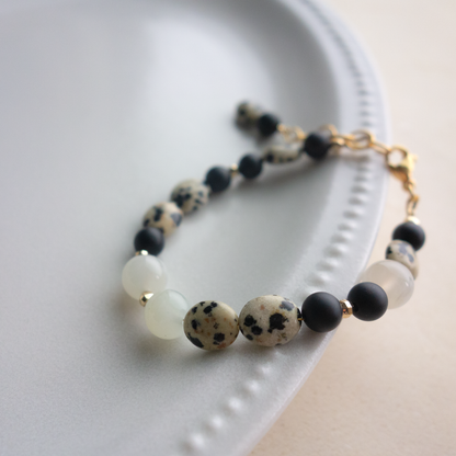 coco_ココ♥／可愛らしくて個性的*黒い斑点模様のブレスレット／Cute and unique black spotted bracelet