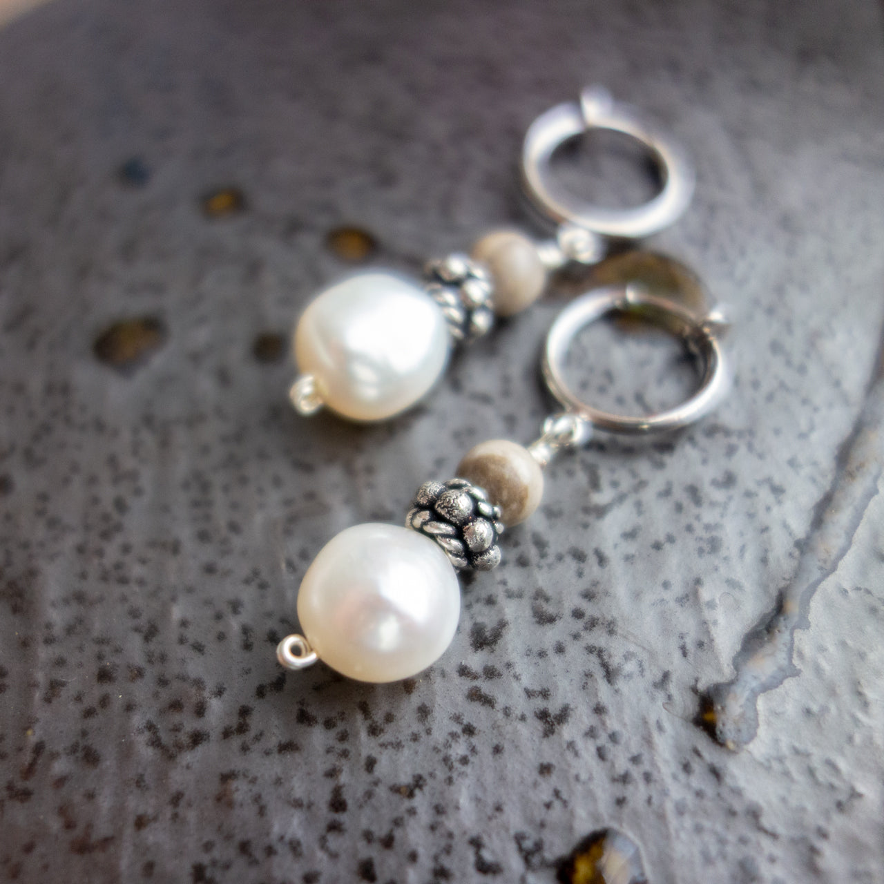 Écru _エクリュ【ピアス/イヤリング】淡水パール＋ジャスパー